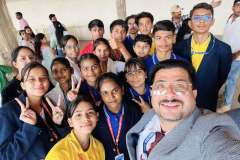 592403978_1310695697523544_4740921265316467225_n